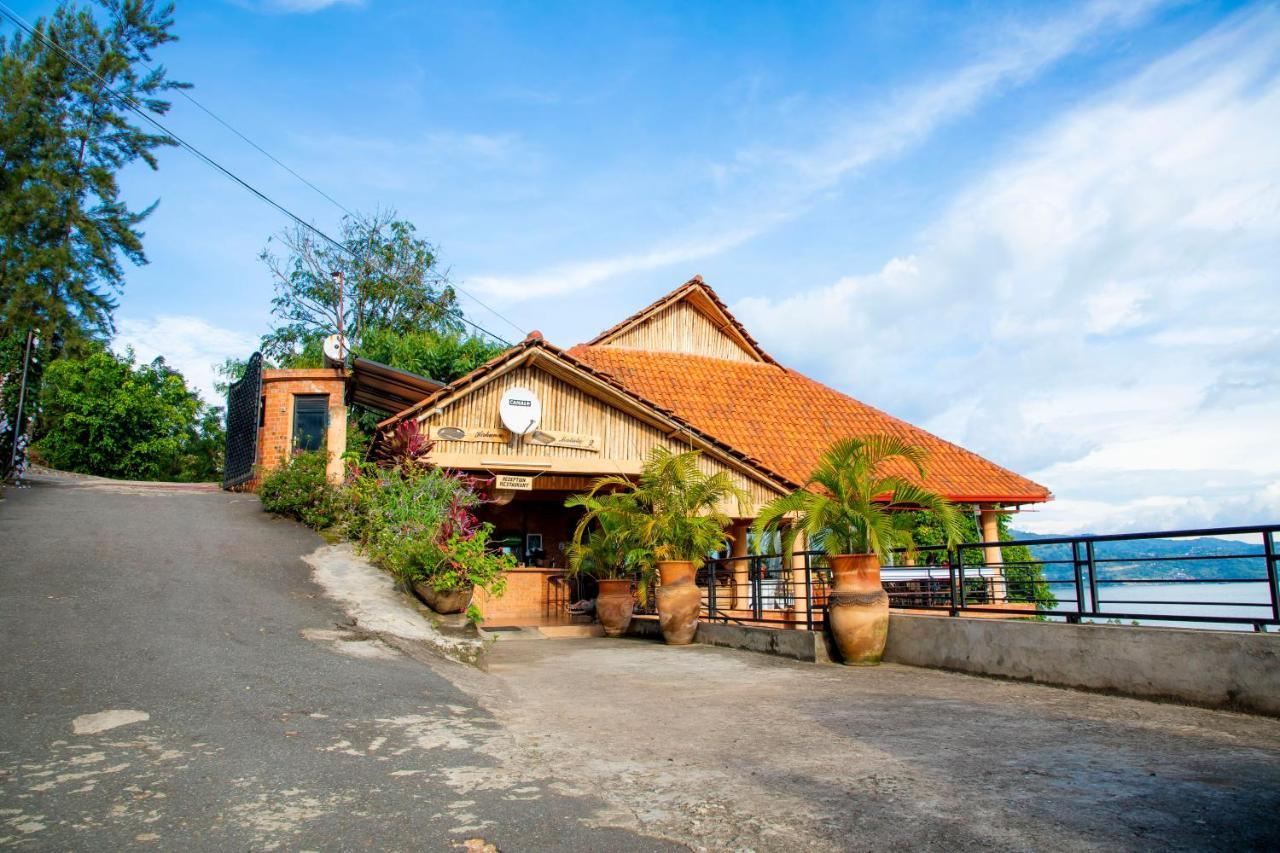 Hakuna Matata Lodge Гісеньї Екстер'єр фото