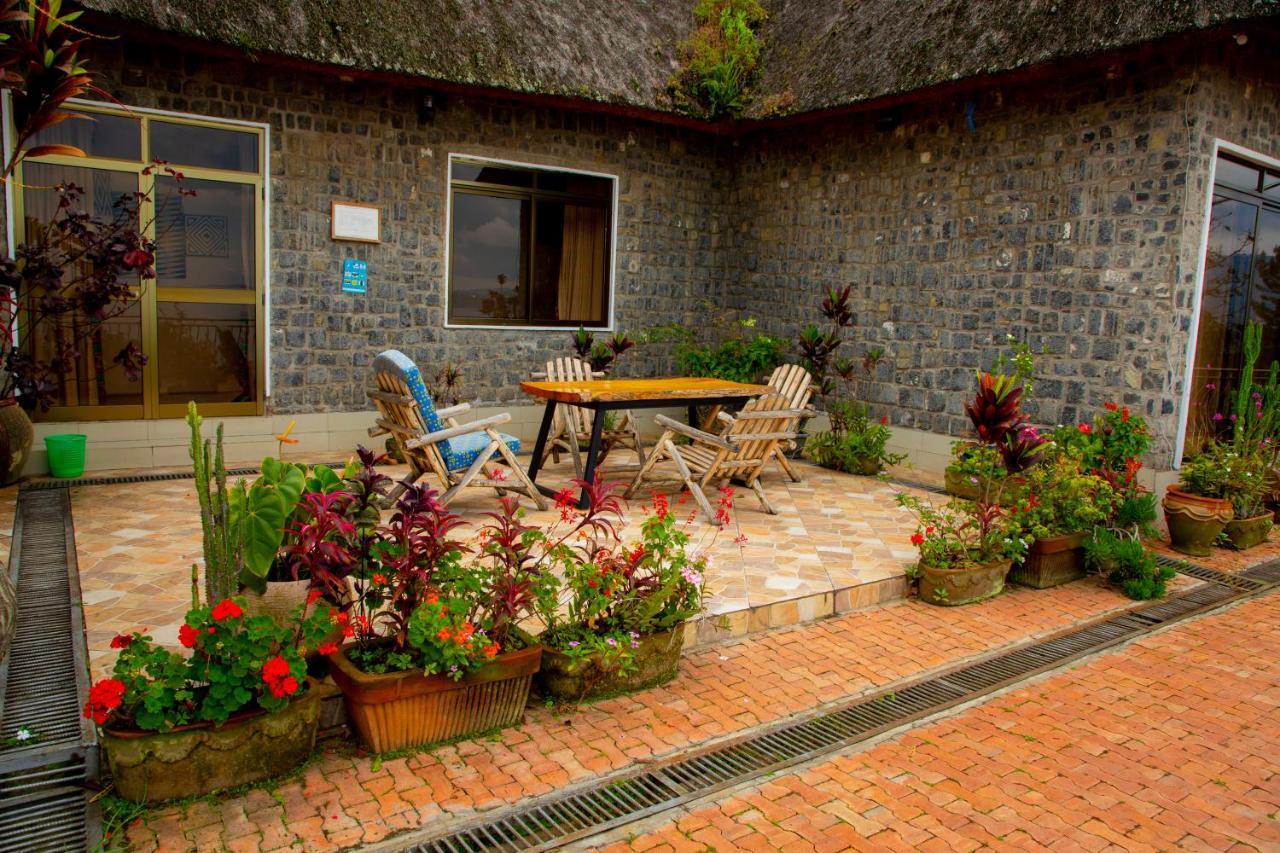 Hakuna Matata Lodge Гісеньї Екстер'єр фото