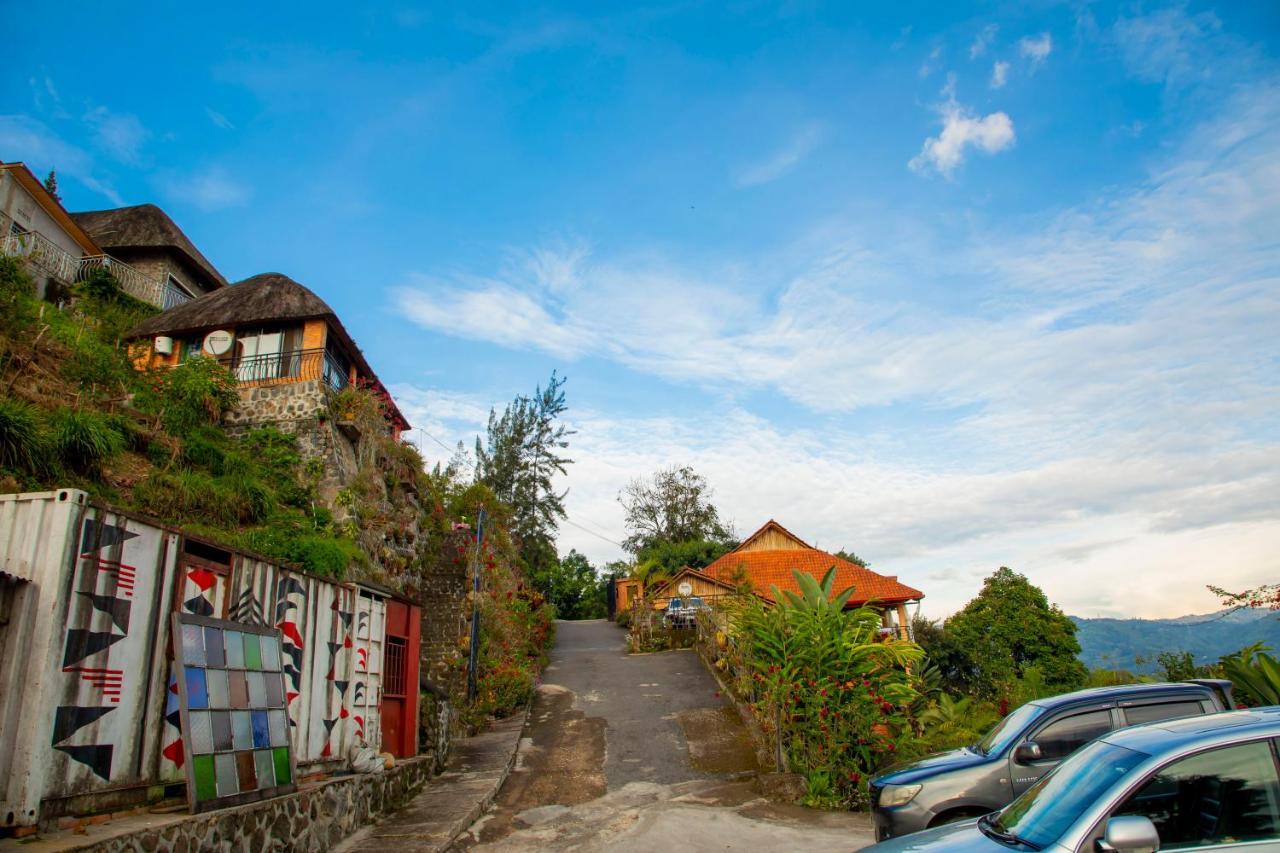 Hakuna Matata Lodge Гісеньї Екстер'єр фото